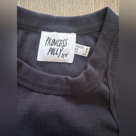 PRINCESS POLLY BLACK CROPPED CINCH SIDED BASIC TANK - Size 2 SKU:487 - Picture 2 of 7